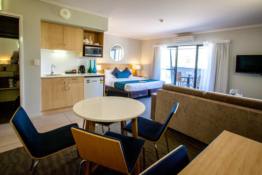 Manly Marina Cove Motel Brisbane Exteriör bild